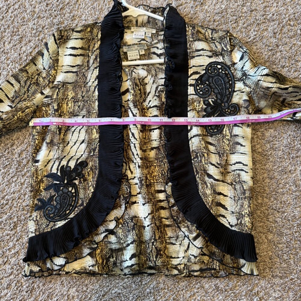 Stunning Alberto Makali Snake Print Ruffle & Appliqué Bolero Jacket and Top - Picture 7 of 9
